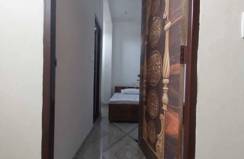 Varanasi House | Shree P Guest House