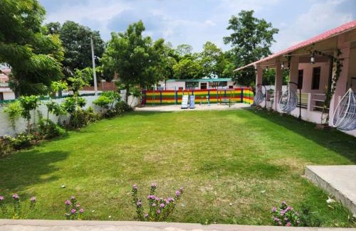 Marhi Hotel | Shriji Resort