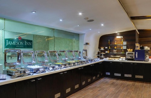 Park Street Hotel | Siamton Inn- A Cygnett Collection
