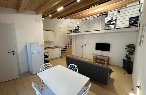 Oliveri Apartment | Sicynum
