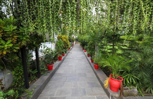 Kurintar Hotel | Siddhartha Riverside Resort, Chumlingtar