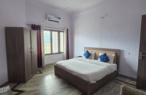 Bhimtal Hotel | SIDDHI VINAYAK HOTEL AND BANQUET