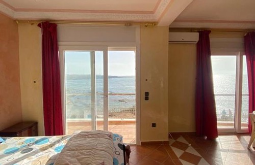 Sidi Bouzid Villa | Sidi Bouzid: Duplex avec vue sur atlantique
