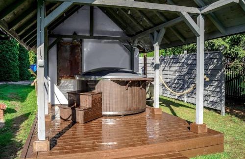 Sikory Juskie House | Siedlisko pod świerkami-Twój własny kawałek raju