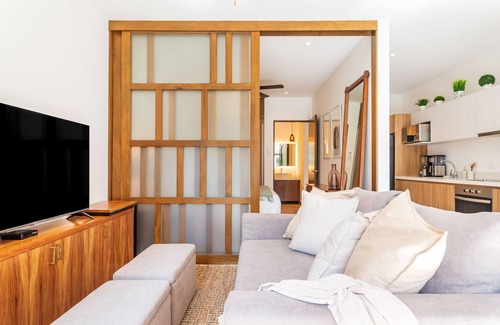 Gonzalo Guerrero Condo | Siempre Ipana, Brand New 1 Bedroom Condo-Blocks to the Beach with Heated Pools