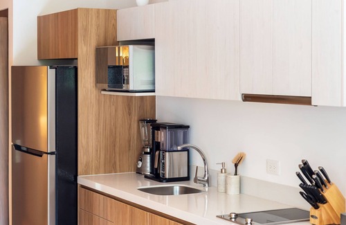 Gonzalo Guerrero Condo | Siempre Ipana, Brand New 1 Bedroom Condo-Blocks to the Beach with Heated Pools