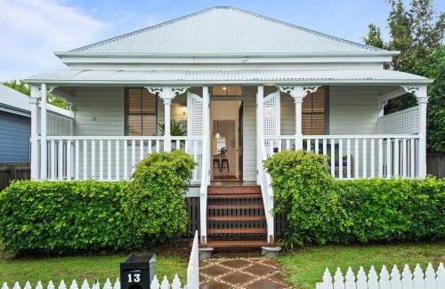 East Toowoomba House | Sierra Cottage - A Homely Space, Superb Location