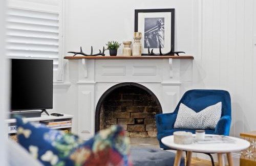 East Toowoomba House | Sierra Cottage - A Homely Space, Superb Location