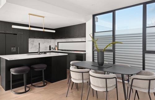 Rosanna House | Sierra Rose - The contemporary townhouse situated to the rear of a boutique complex of three.