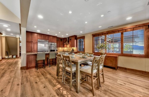 Sierra Shores Condo | Sierra Shores Four - Lakefront Vistas