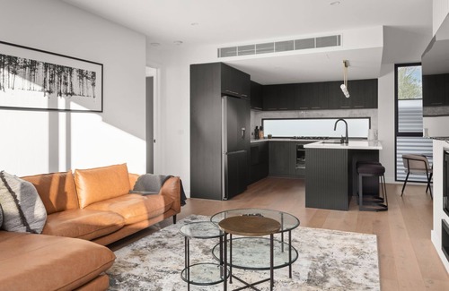 Rosanna House | Sierra Vista – A Tranquil Coastal Escape