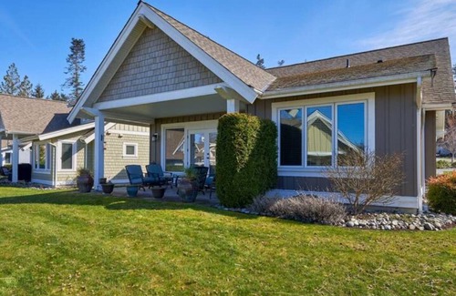 Regional District of Nanaimo House | Siesta by the Sea - Sleeps 6