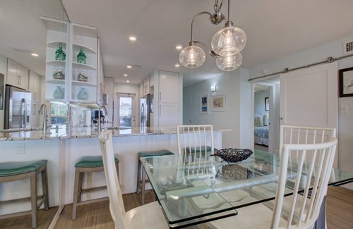 Siesta Key Condo | Siesta Key Gulf Front-2 BR-B103, Beautiful Sunsets + Water Views