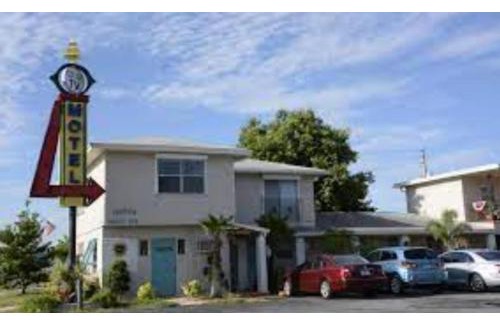 Riverside Park Hotel | Siesta Motor Inn By Townhouse Kennedy Space Center Titusville I 95