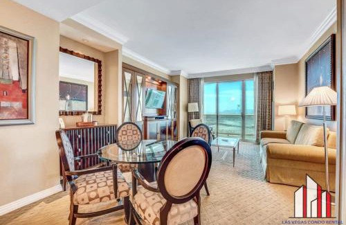 Las Vegas House | Signature 2Br3Ba balcony combo units 31-702 and 04