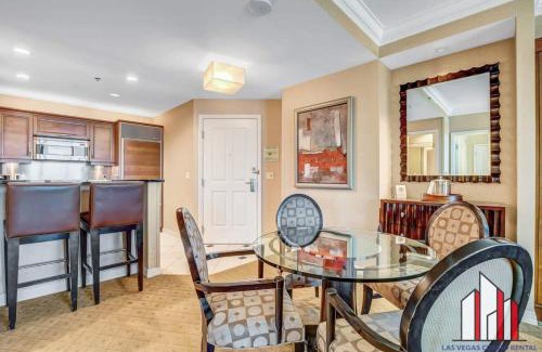Las Vegas House | Signature 2Br3Ba balcony combo units 31-702 and 04