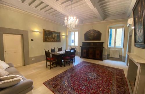 Cortona Old Town Apartment | SIGNORELLI HOUSE