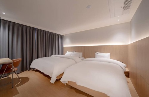 Siheung Hotel | Siheung Brown Dot Jeongwang