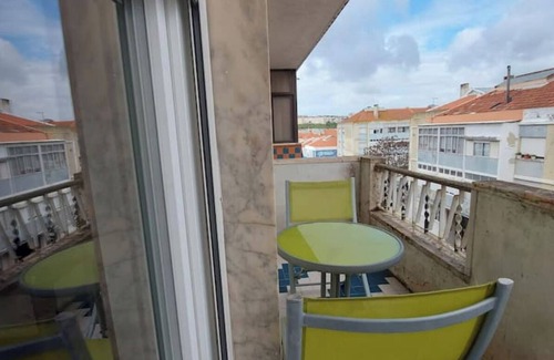 Carvoeira Apartment | Silence and the countryside in the city