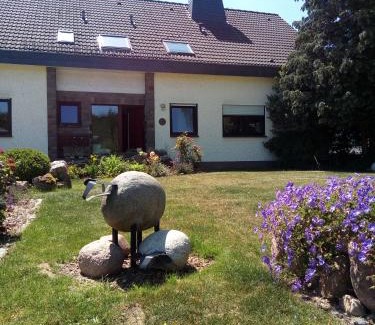Bad Muenstereifel Apartment | Silence Ferienwohnungen mit - 2 Apartments