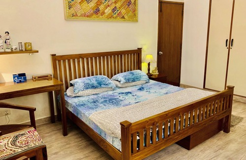 Civil Lines Apartment | Silent Room In The City