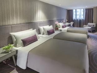 Kwai Chung Hotel | Silka Tsuen Wan, Hong Kong