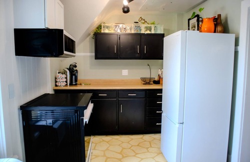 Saint Joseph Apartment | Silver Beach Inn: The Cup