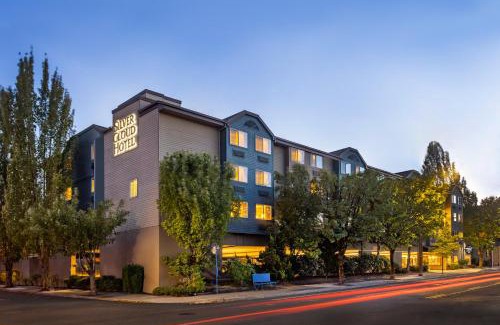 Uptown Hotel | Silver Cloud Hotel - Portland