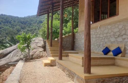 Yatawatta Cabin | Silver Hill Ecovillage