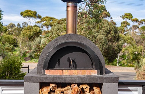 Carrickalinga House | Silvers Anchor - 2 Bennett Street