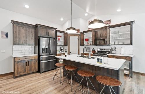 Seeley Lake House | Silvertip Trailhead 2