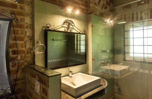 Taoru Hotel | SimBliss