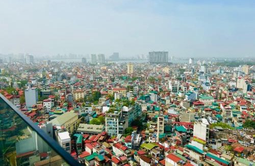 Ba Dinh Apartment | SIMI Homes Lancaster 24 Cozy Studio for 4 in Luxury Building with Heated Pool, Fitness and Spa Hanoi Center