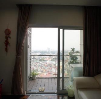 Ba Dinh Apartment | SIMI Homes Lancaster 24 Cozy Studio for 4 in Luxury Building with Heated Pool, Fitness and Spa Hanoi Center