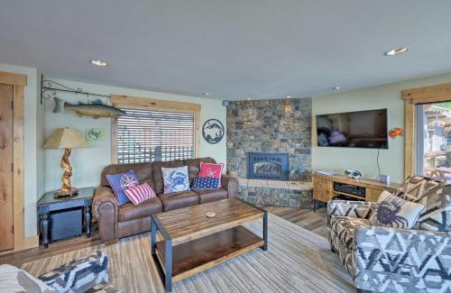 Anacortes House | Similk Bay Retreat with Deck, Fire Pit and Hot Tub!