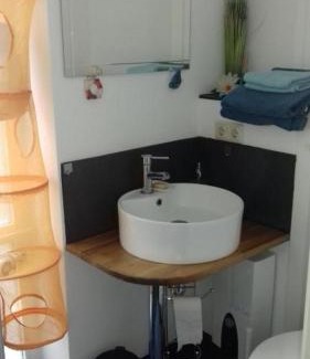 Old Town Apartment | Simple Mini- Apartment City Park