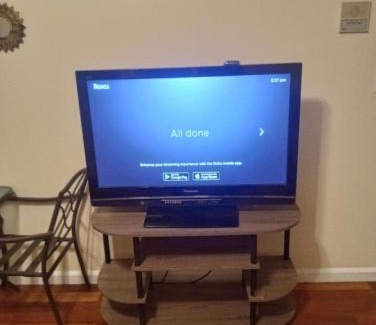 Niskayuna Apartment | simple one bedroom free parking