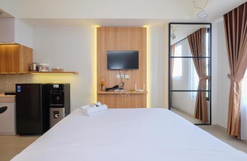 Pondokcina Apartment | Simply Design Studio Room Evenciio Margonda Apartment By Travelio