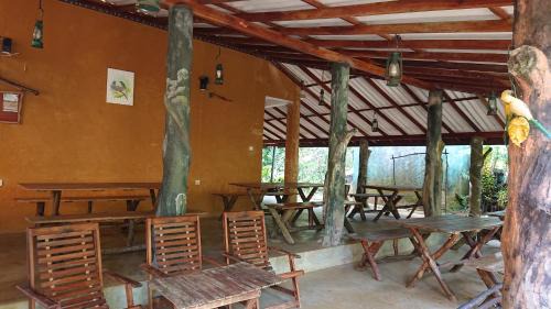 Kalawana Hotel | Sinaja birds lodge