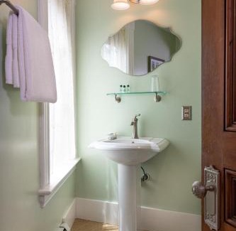 Jericho Bed & Breakfast | Sinclair Inn Bed & Breakfast