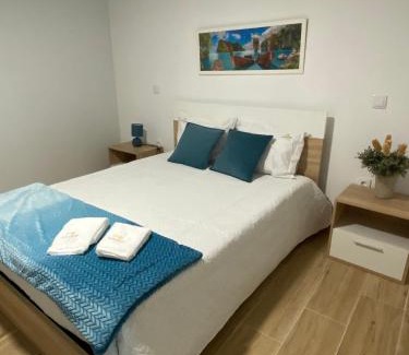 Sao Pedro Villa | Singer's Lounge
