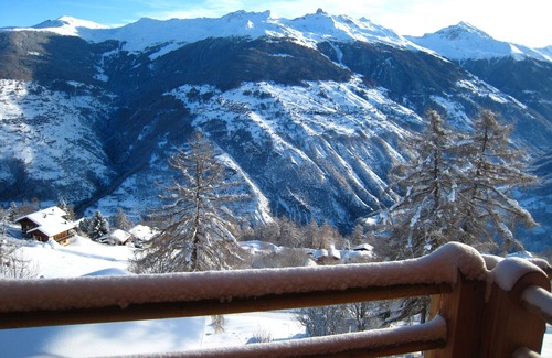 Heremence Ski Chalet | Single chalet with special comfort in the middle of the ski area 4-vallées, Valais