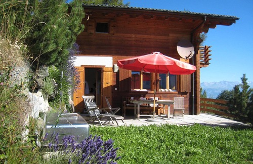 Heremence Ski Chalet | Single chalet with special comfort in the middle of the ski area 4-vallées, Valais