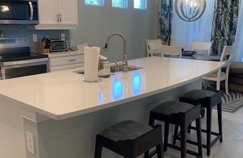 Naples House | SINGLE FAMILY HOME IN DESIRABLE NAPLES RESERVE