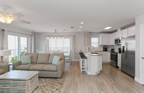 Mexico Beach Condo | Single Level Gulf Front Condo on West End of MXB with Pool ~ Surfside 15