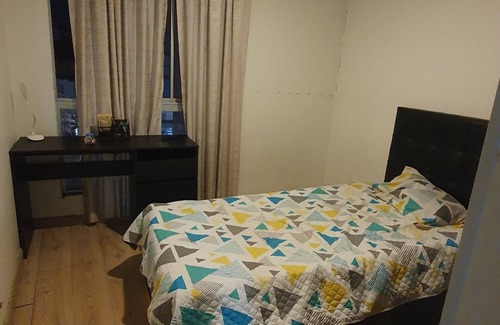 Chapinero Bed & Breakfast | Single room in Chapinero, does not include food. Near everything.