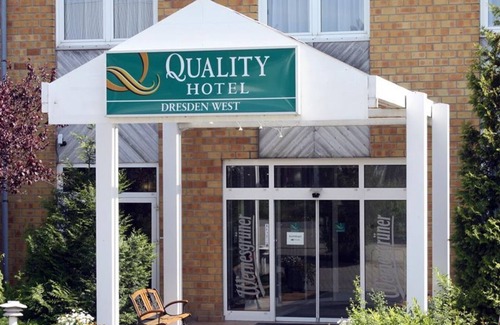 Kesselsdorf House | Single room queen-size, shower or bath, WC - Quick Hotel Dresden West