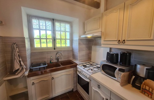 Migne Cottage | Single-storey house in Berry - Pond view - All charges included