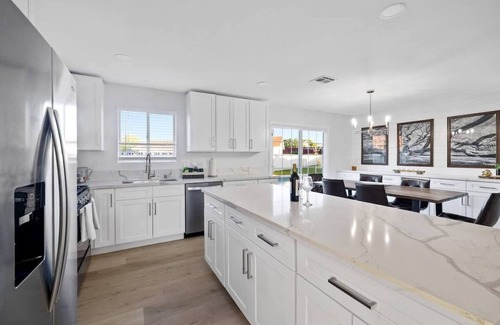 Henderson House | Single-Story 3BR w/Pool, Hot Tub, Firepit & Grill