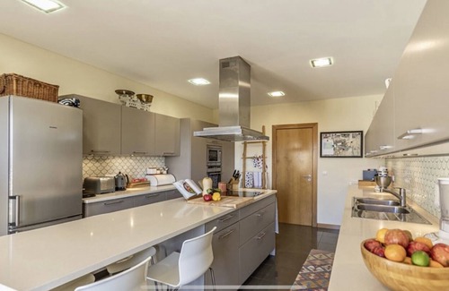 Magoito Villa | SINTRA BEACH HOUSE, Sintra-Cascais Park with Heated Pool. Long term rates.